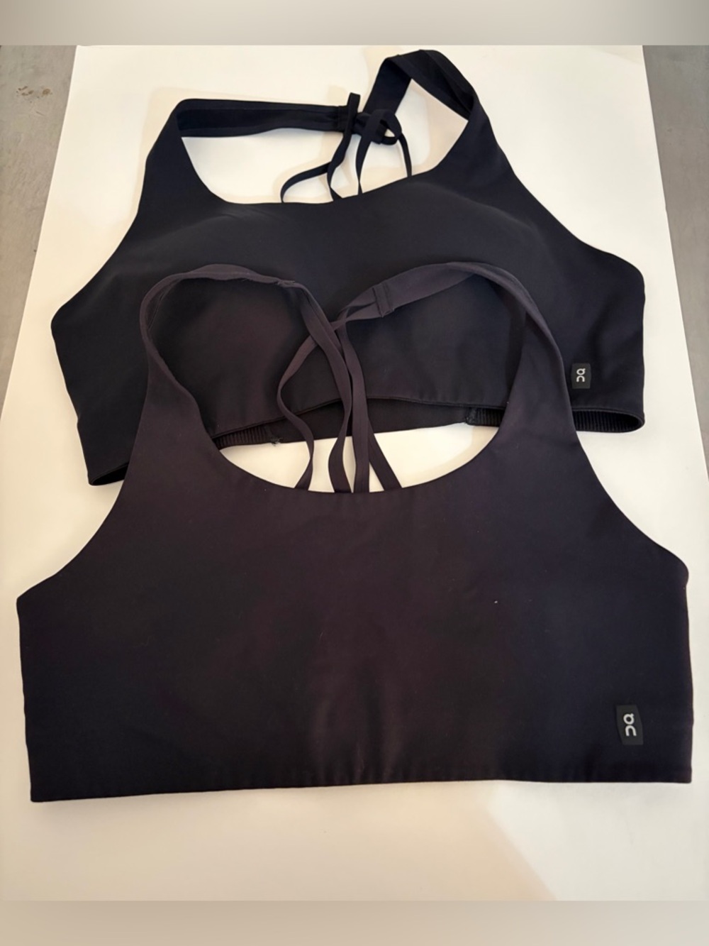 On cloud sports bra
Bundle of two